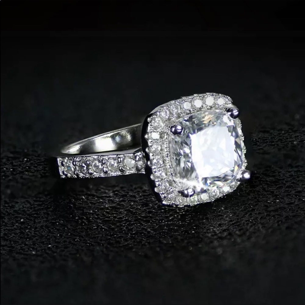 NEW 925 SILVER DIAMOND CUSHION CUT RING - Picture 6 of 7